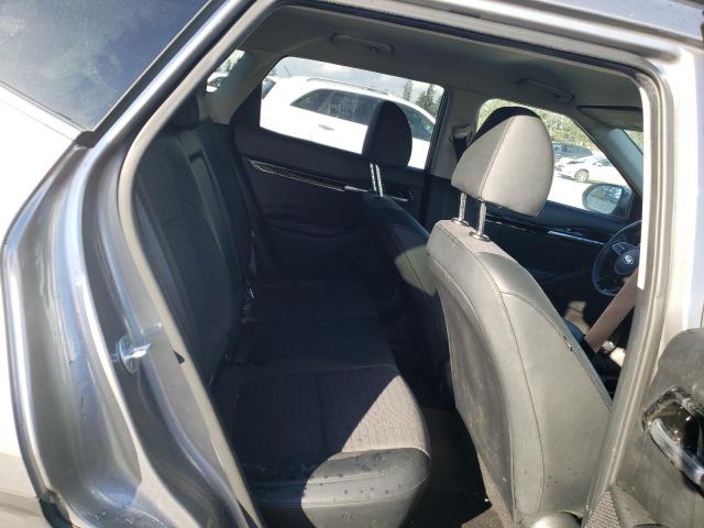 KNDEUCAA8M7101593 KIA SELTOS S
