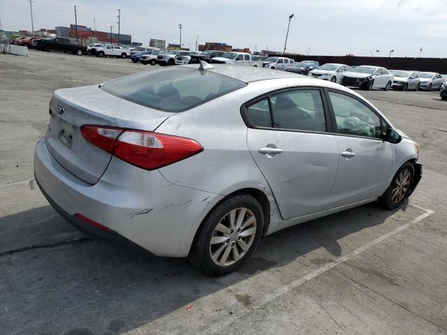 KNAFX4A61G5582331 KIA FORTE LX