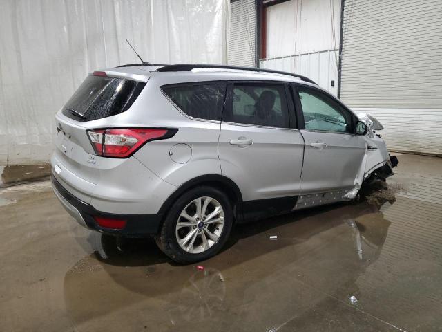 1FMCU9GD4JUB93158 Ford ESCAPE SE