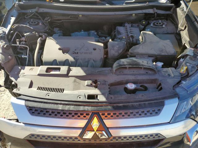 JA4AZ3A30KJ000432 Mitsubishi Outlander Se