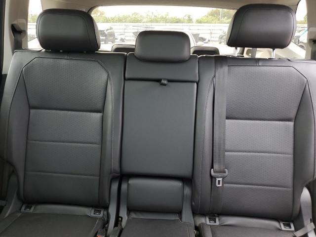 3VV2B7AX6JM103110 Volkswagen TIGUAN SE