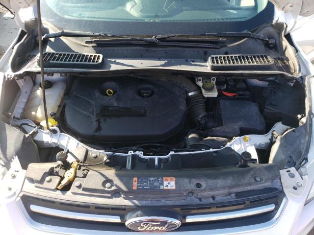1FMCU0J98FUB92974 Ford Escape Titanium
