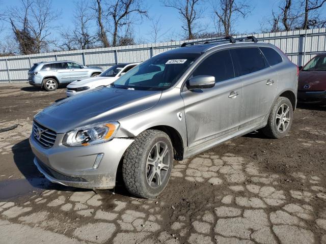 Auction sale of the 2015 Volvo Xc60 T6 Premier+, vin: YV4902RCXF2586877, lot number: 42554294