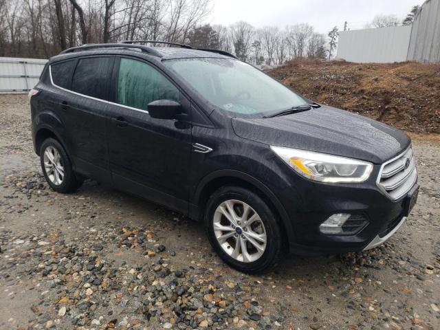 1FMCU9HD2JUA45881 Ford ESCAPE SEL