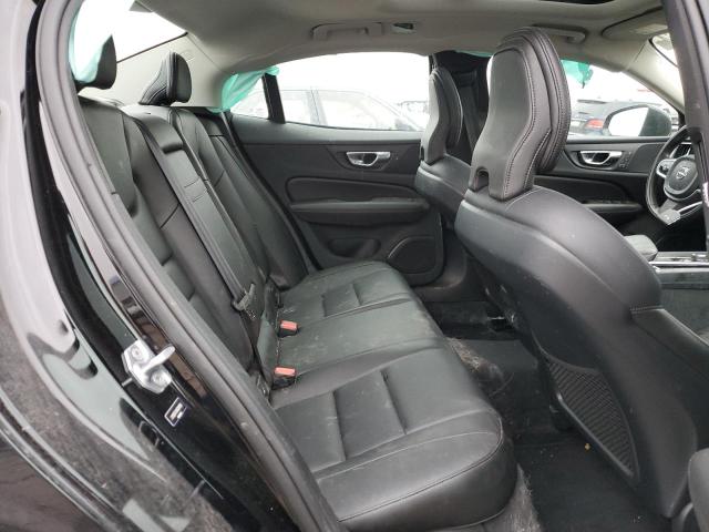 7JR102FK9KG011910 Volvo S60 T5 Momentum
