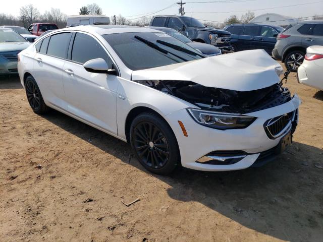 W04GR6SXXJ1124090 Buick Regal Essence