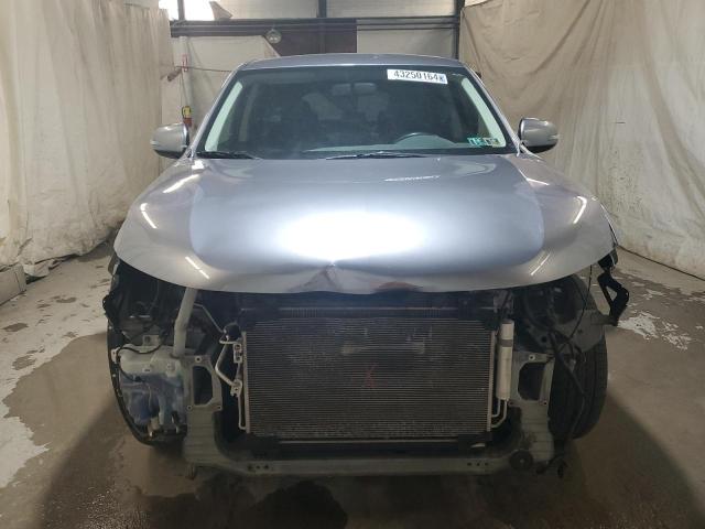 JA4AZ3A38KZ043675 Mitsubishi Outlander Se