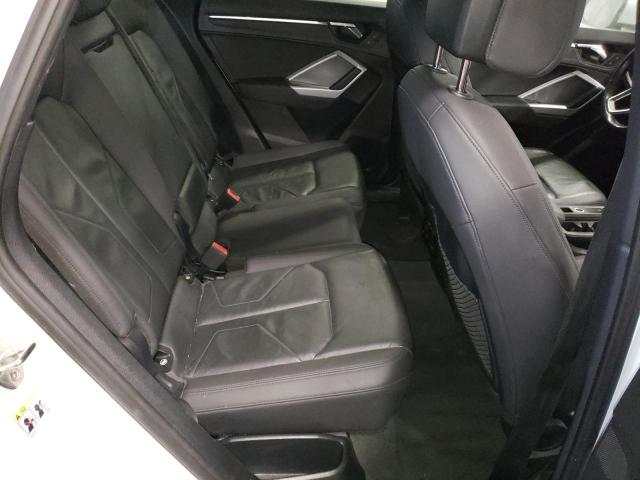 WA1AECF32L1054157 Audi Q3 PREMIUM