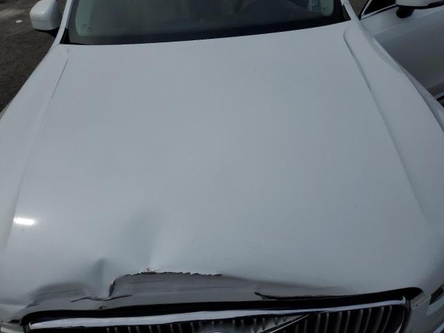 YV4A22PL0G1024021 Volvo XC90 T6