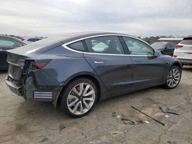 5YJ3E1EA8JF032820 Tesla MODEL 3
