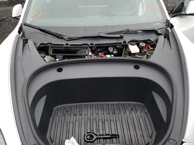 5YJ3E1EA3PF580880 Tesla MODEL 3