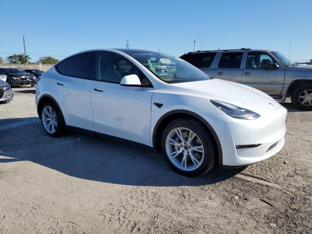 7SAYGAEEXPF584995 Tesla Model Y