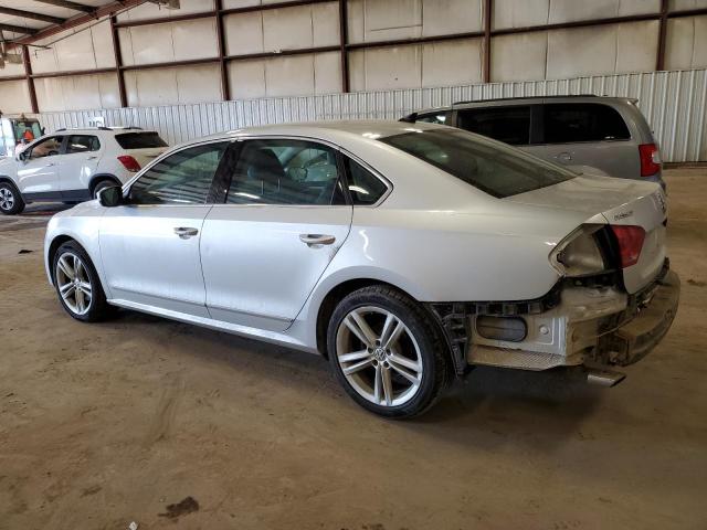 1VWBV7A38FC084620 Volkswagen PASSAT SE