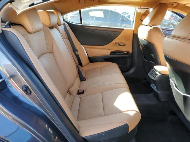 58ADA1C13PU030870 Lexus Es 300h Base