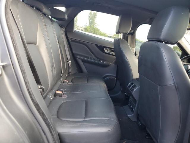 SADCJ2FX1KA610386 Jaguar F-pace Premium