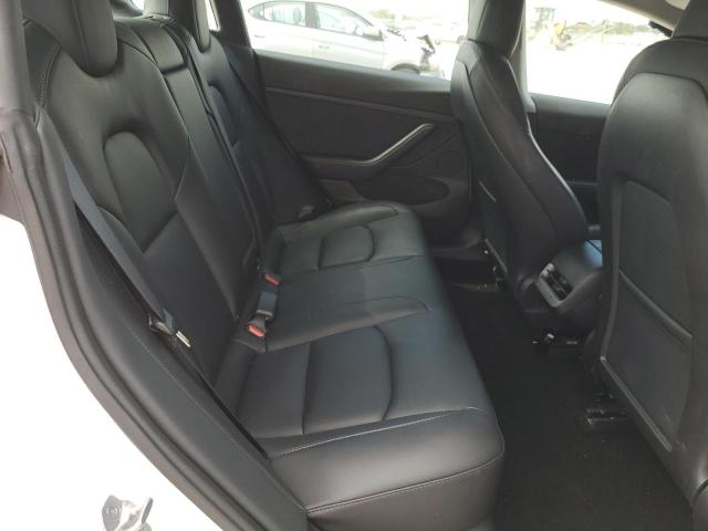 5YJ3E1EB5NF103082 Tesla MODEL 3