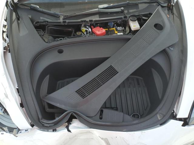 5YJ3E1EB5NF103082 Tesla MODEL 3