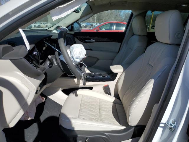 LRBFZSR4XPD181885 Buick Envision Avenir