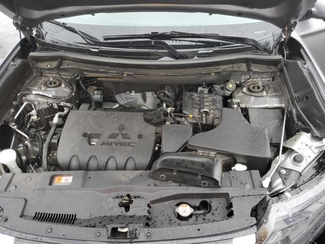 JA4AD3A31KZ012170 Mitsubishi Outlander Se