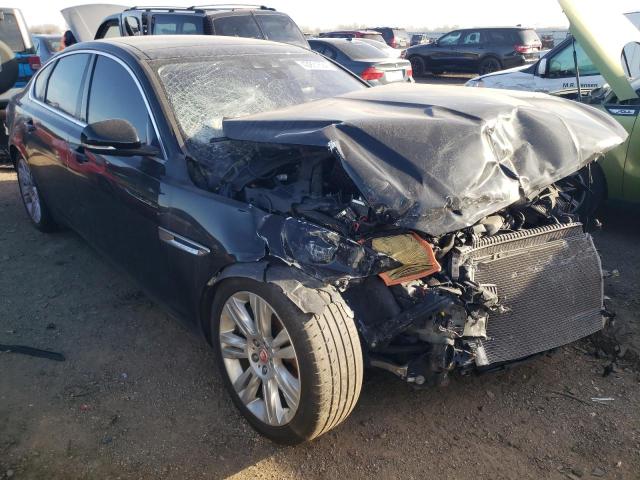 SAJBJ4BV4GCY16810 Jaguar XF PREMIUM