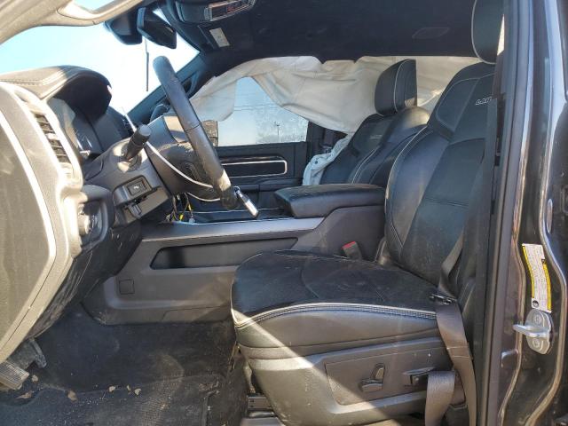 3C6UR5FL1NG366730 RAM 2500 Laie