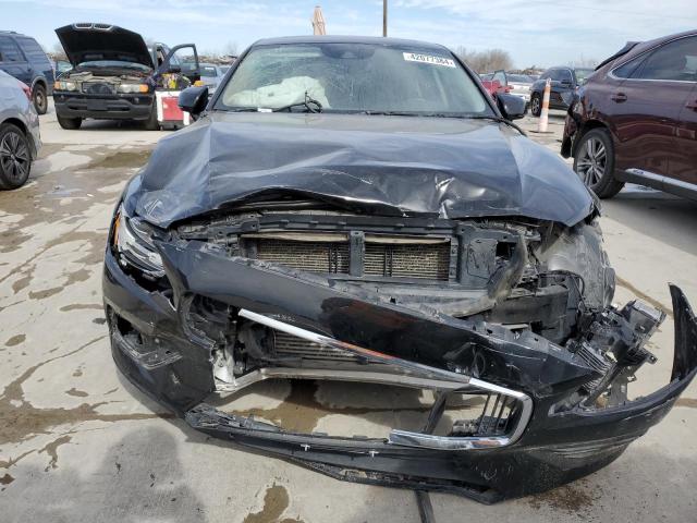 7JR102FK6KG016885 Volvo S60 T5 Momentum