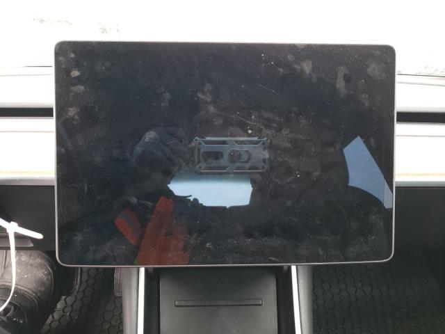 5YJ3E1EB2JF128001 Tesla MODEL 3