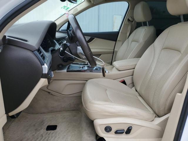 WA1LHAF76JD039177 Audi Q7 Premium Plus