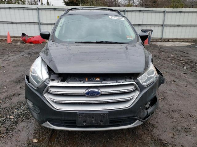 1FMCU9GD1HUF00649 Ford ESCAPE SE