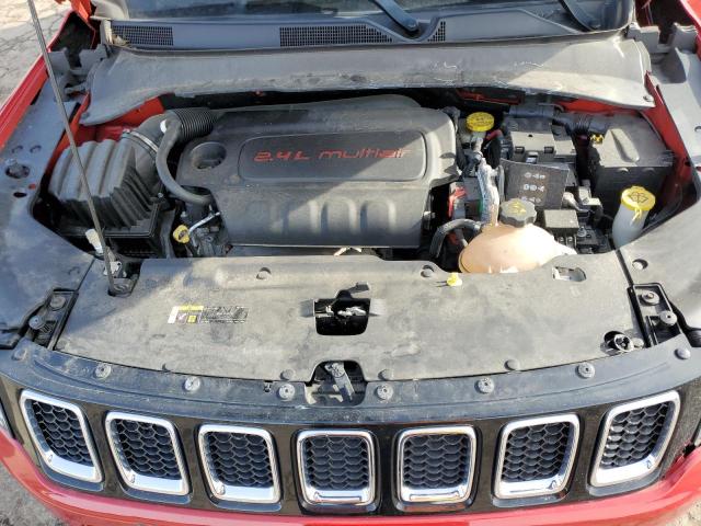 3C4NJDBB8JT350568 Jeep Compass Latitude