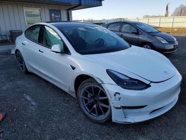 5YJ3E1EB3MF027621 Tesla MODEL 3