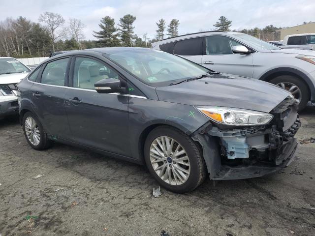 1FADP3J21FL212806 Ford Focus Titanium
