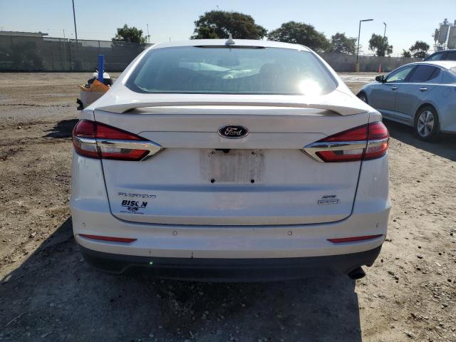 3FA6P0HD7KR233282 Ford FUSION SE