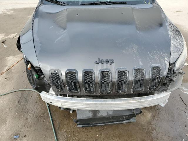 1C4PJLCS6GW126221 Jeep Cherokee Latitude