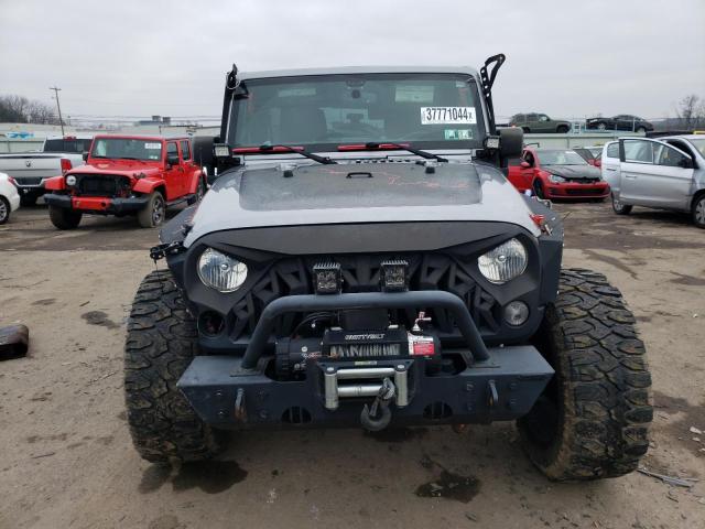 1C4BJWDG2GL191980 Jeep Wrangler Unlimited Sport