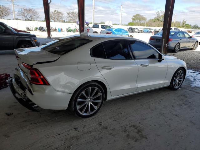 7JR102FK2LG030977 Volvo S60 T5 Momentum