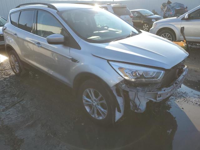 1FMCU0GD1HUB92037 Ford ESCAPE SE