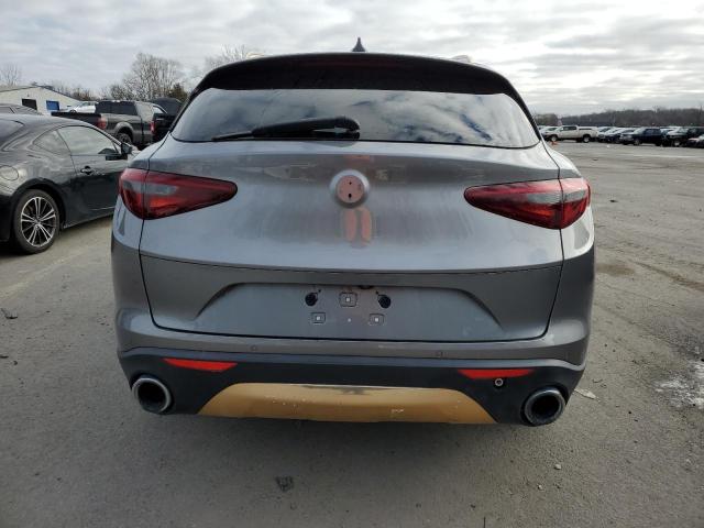 ZASFAKAN7J7B88724 Alfa Romeo Stelvio