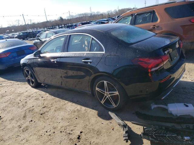 WDD3G4FB3KW035128 Mercedes-Benz A 220 4matic
