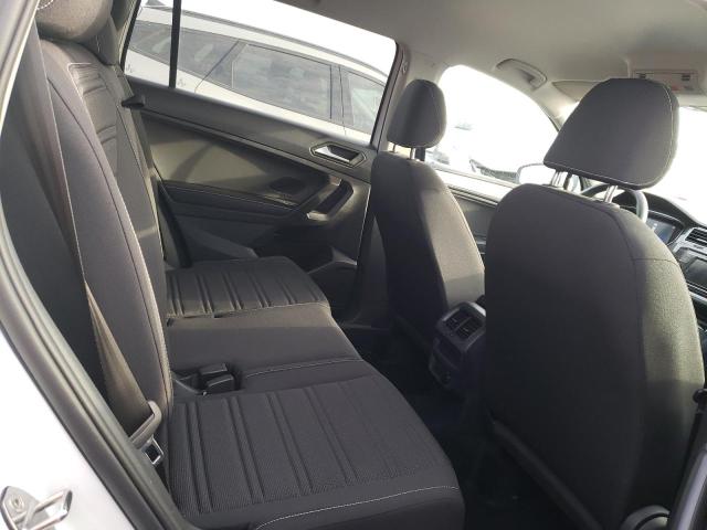 3VV0B7AX4NM072680 Volkswagen TIGUAN S