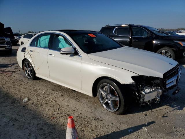 WDDZF4KB9HA136537 Mercedes-Benz E 300 4matic