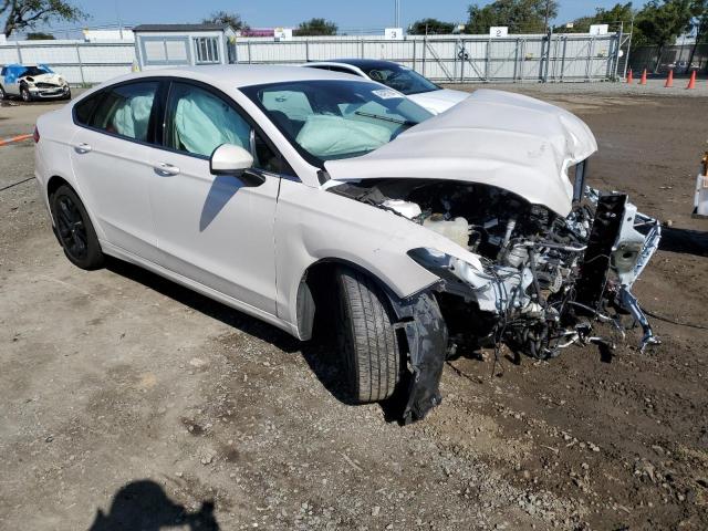 3FA6P0HD7KR233282 Ford FUSION SE