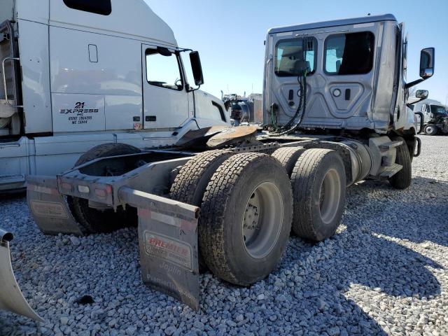 3AKJHLDV5NDNH0695 Freightliner Cascadia 126