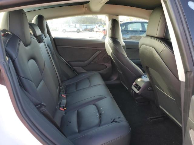 5YJ3E1EAXPF393894 Tesla MODEL 3