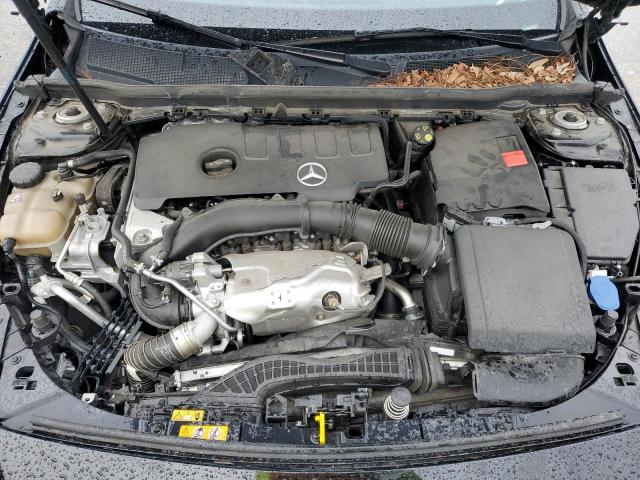 WDD3G4EB6KW027574 Mercedes-Benz A 220