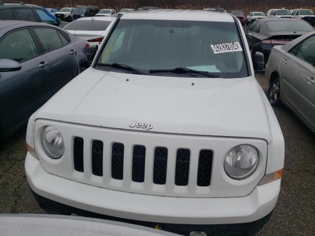 1C4NJPBB9FD402546 Jeep Patriot Sport