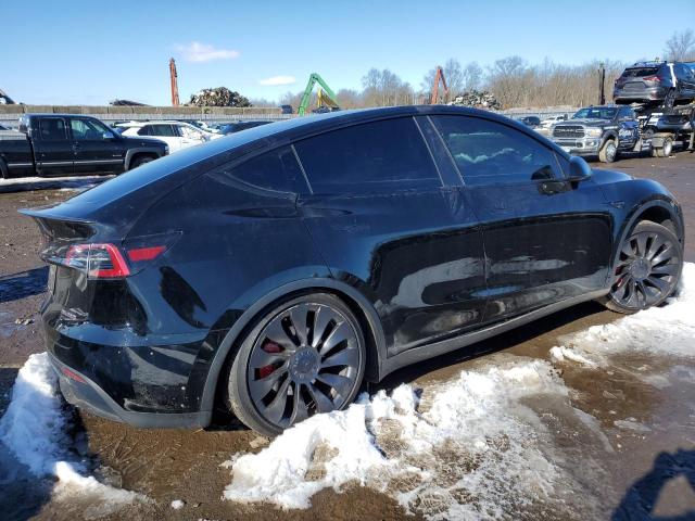 7SAYGDEF9PF767153 Tesla Model Y
