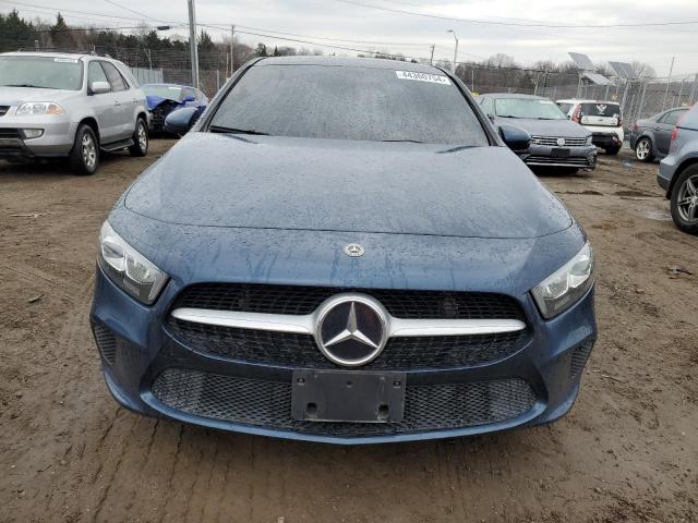 W1K3G4FB5LJ238407 Mercedes-Benz A 220 4matic