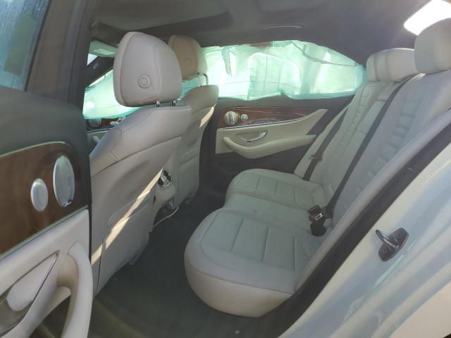 WDDZF4KB9HA136537 Mercedes-Benz E 300 4matic