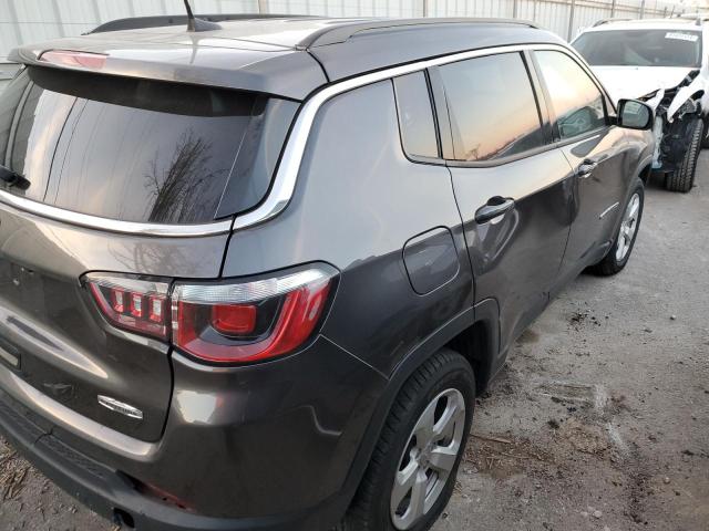 3C4NJDBB4JT393093 Jeep Compass Latitude
